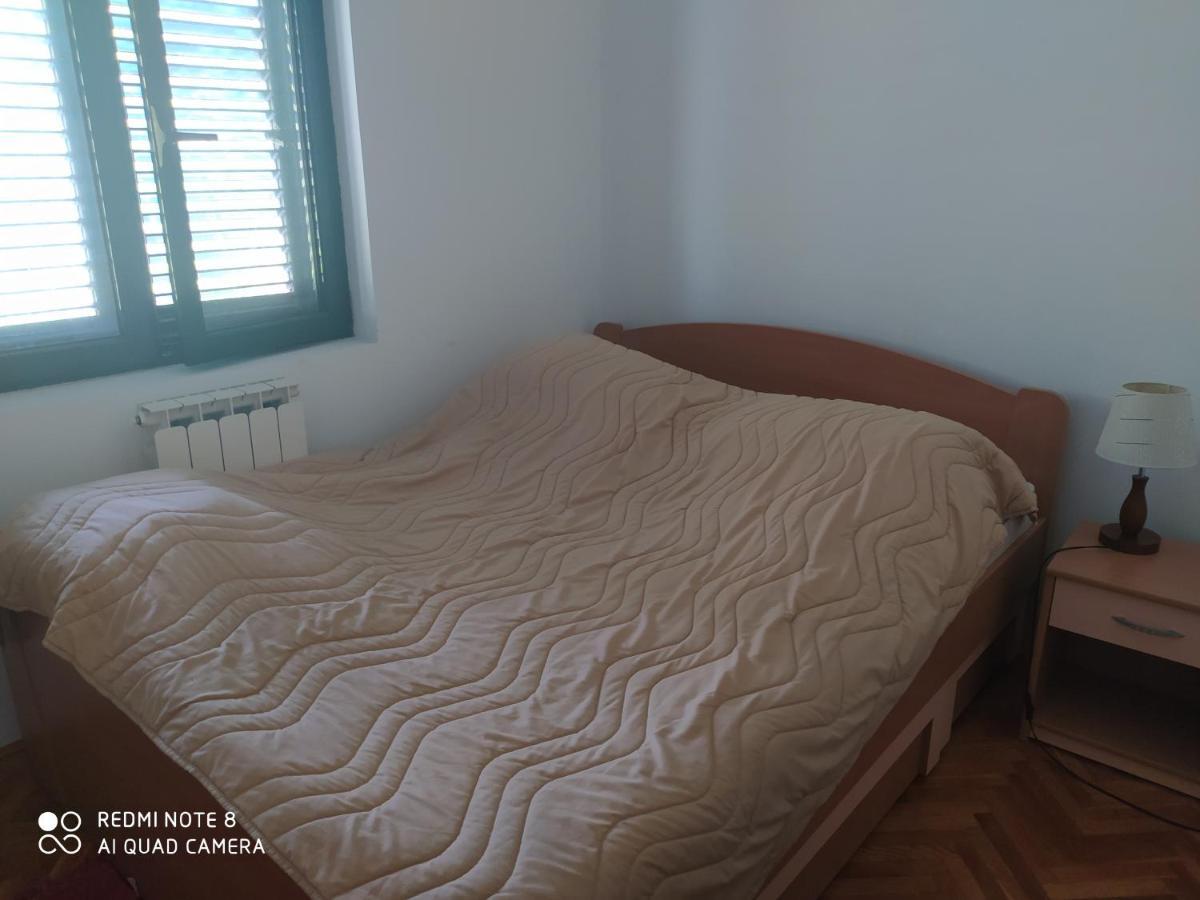 Potkosljun Apartment